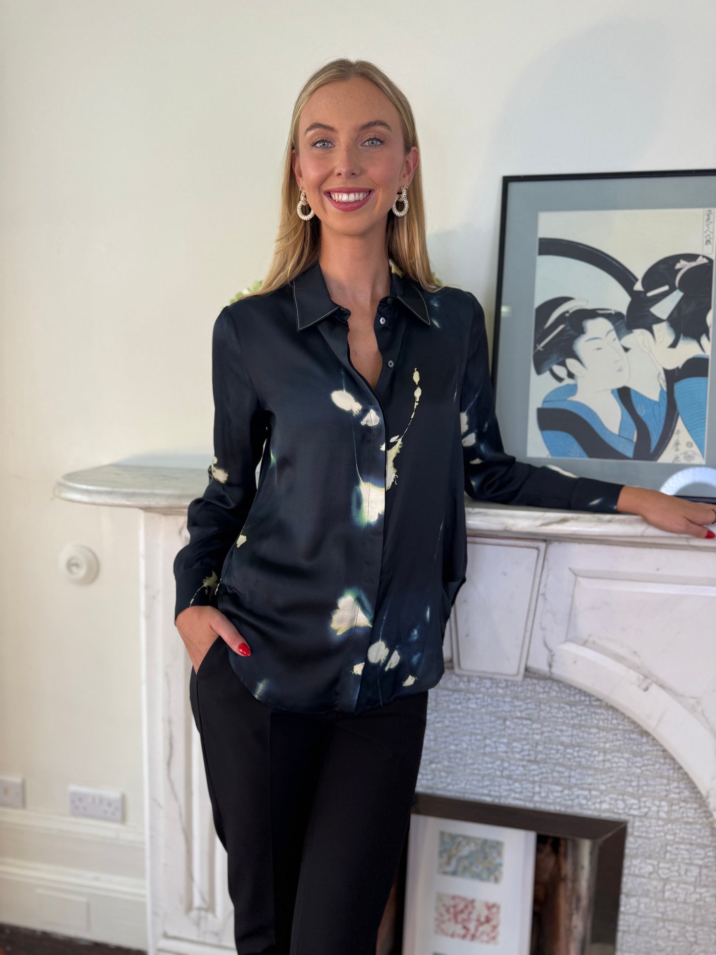 Beatrice B Dark Sapphire and Cream Abstract Flower Print Shirt
