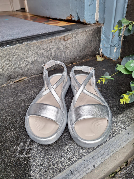 Bil Silk Silver Sandals