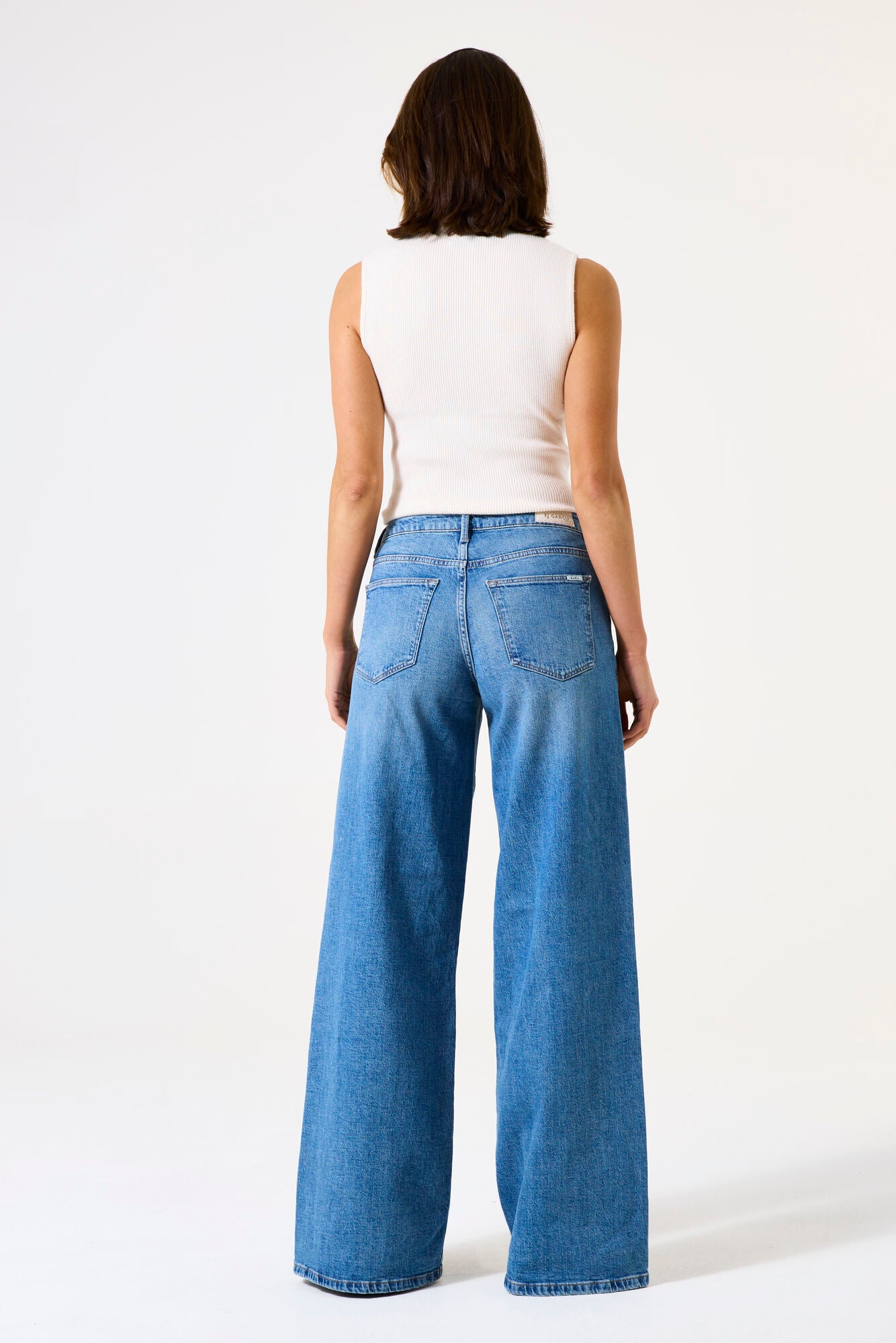 Garcia Celia Ultra Wide Leg Jeans in Medium Wash