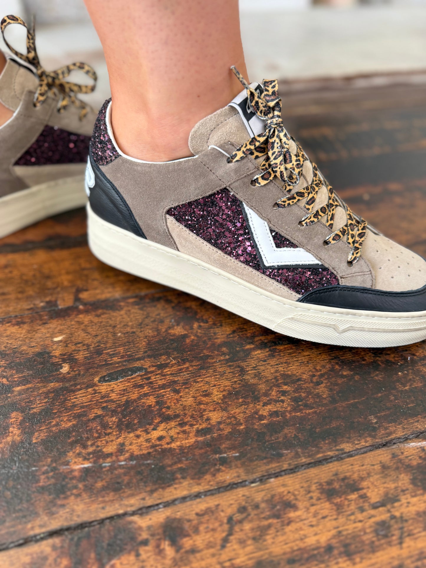 4B12 Kyle Shoe in Bordeaux with inbuilt Wedge
