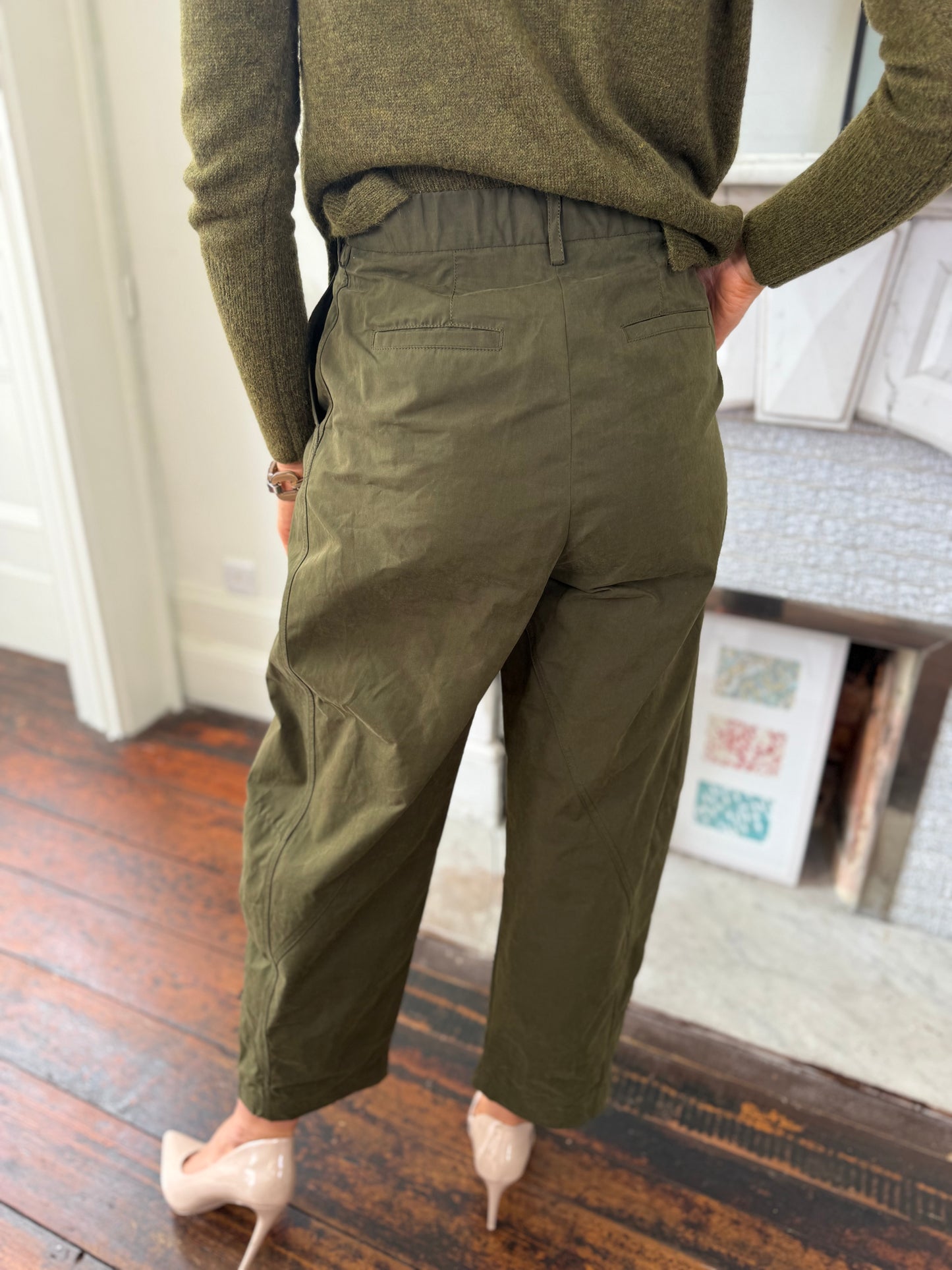 Herno Wide-Leg Elasticated Waistband Pants in Military Green