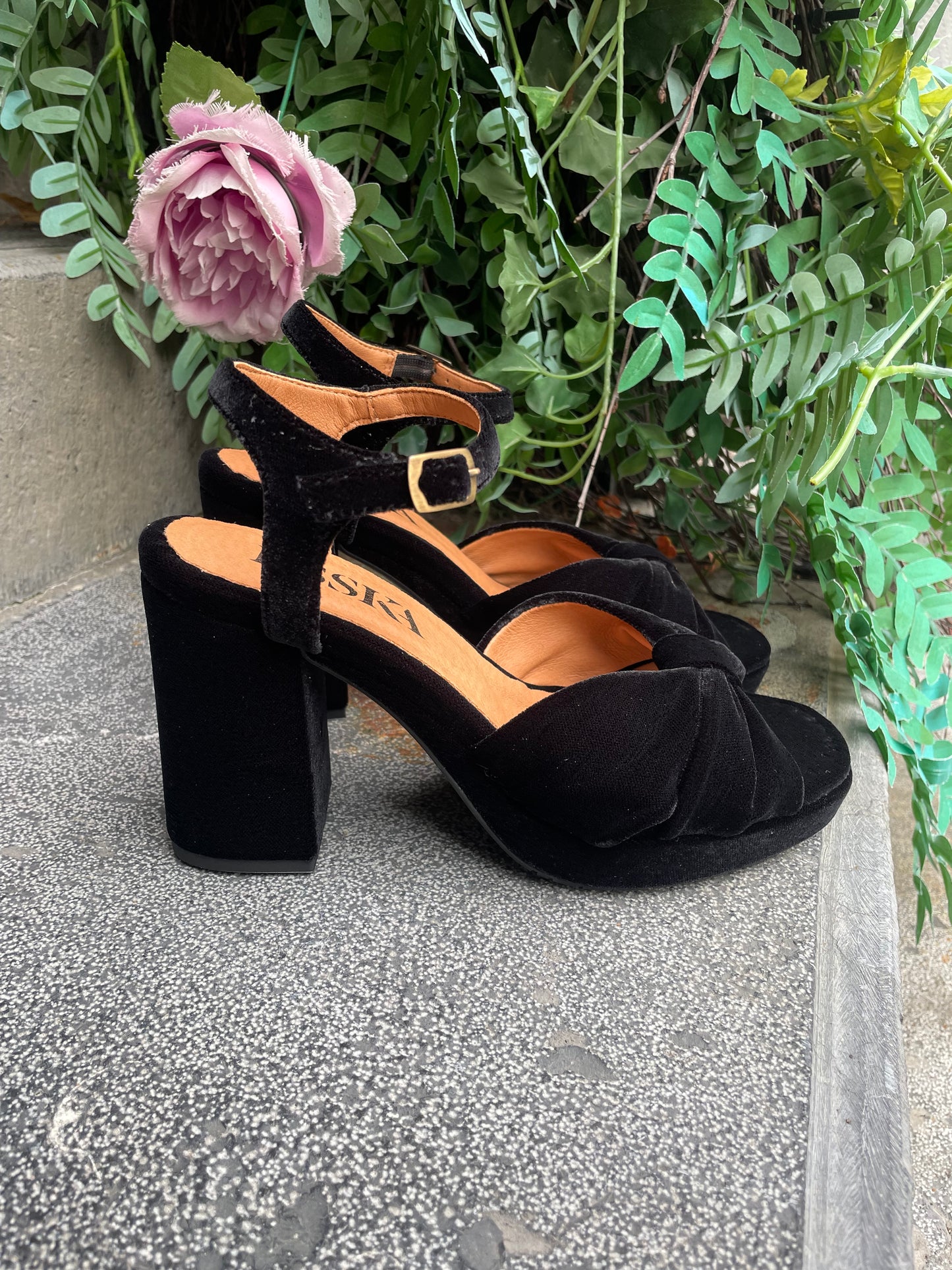 Esska Vanya Velvet Black