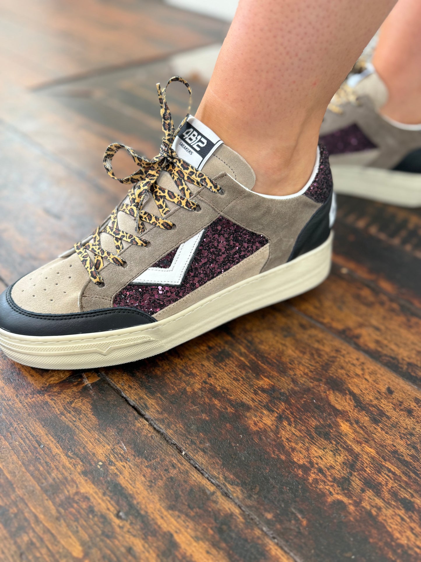 4B12 Kyle Shoe in Bordeaux with inbuilt Wedge