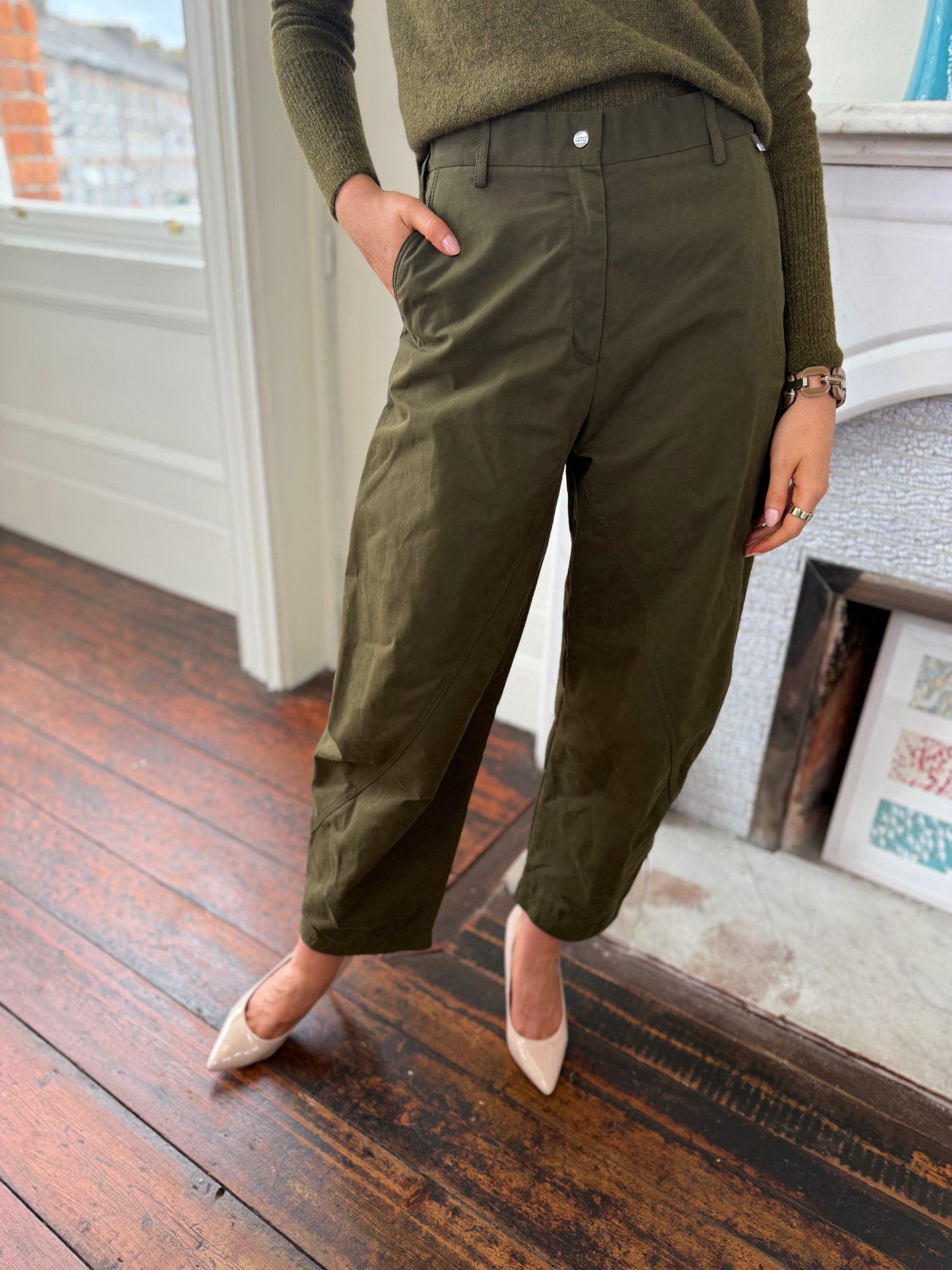 Herno Wide-Leg Elasticated Waistband Pants in Military Green