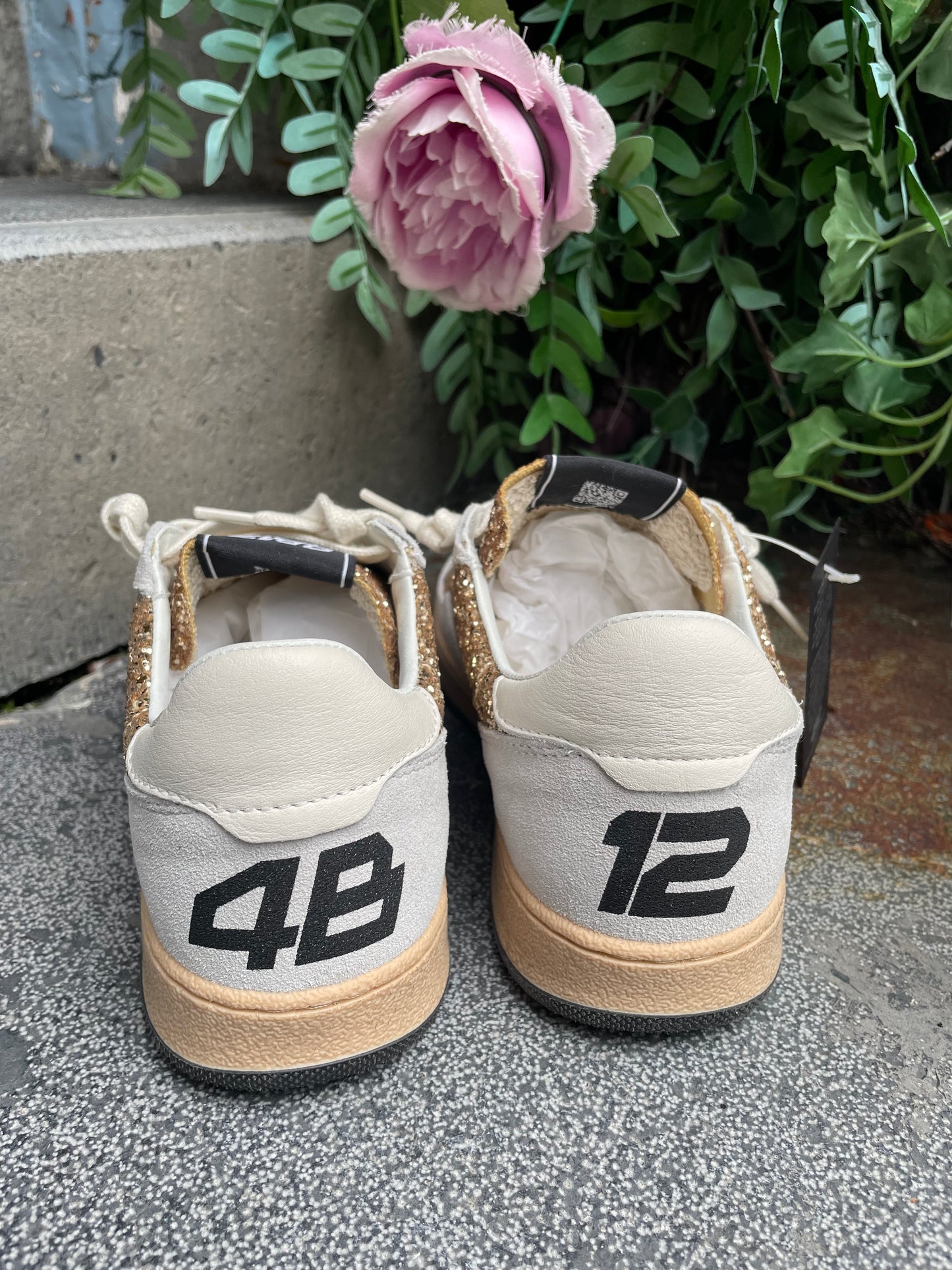 4B12 Playnew Shoe in Gold Glitter