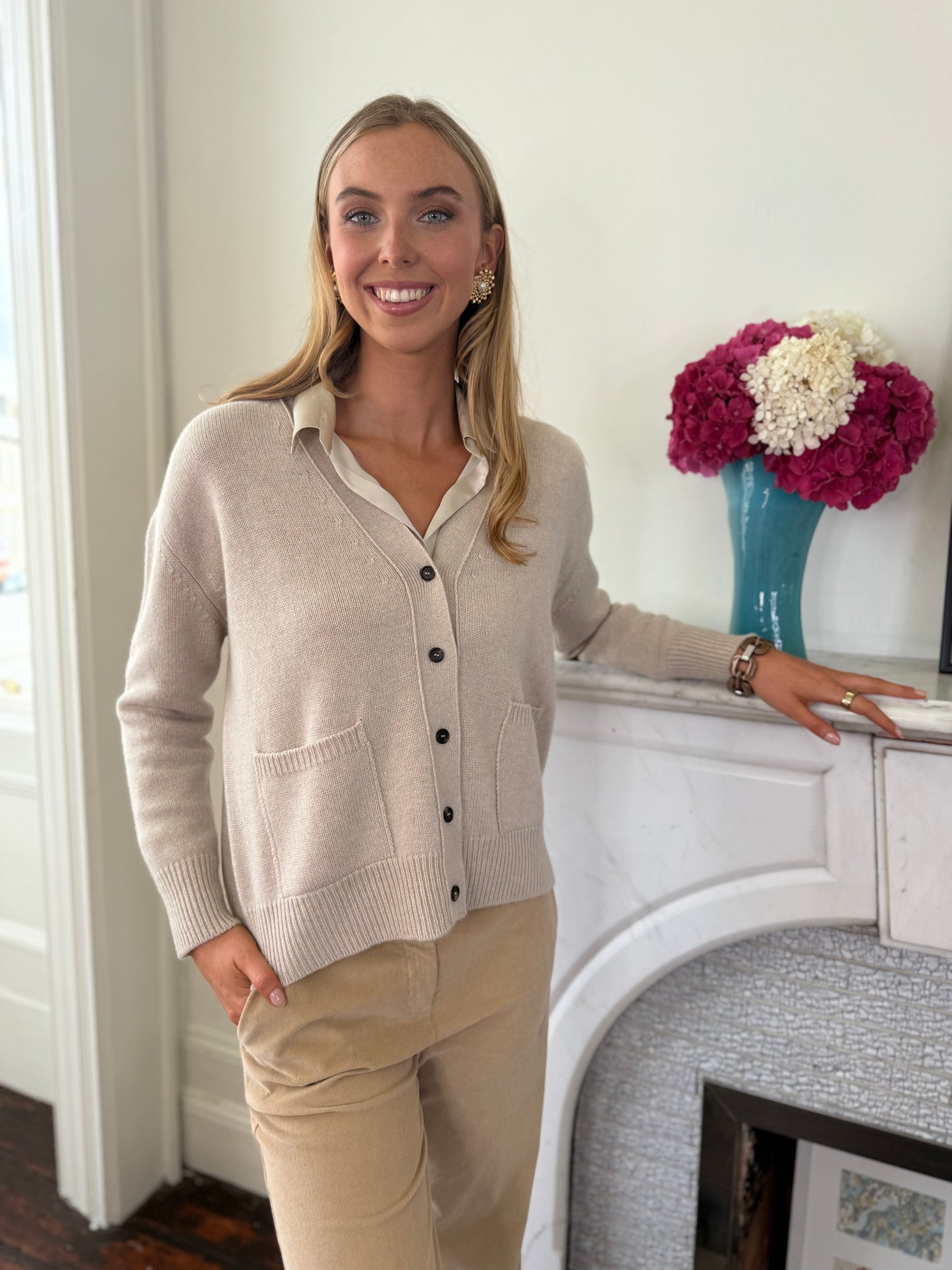 Rosso35 Beige Relaxed Cardigan in Wool and Cashmere