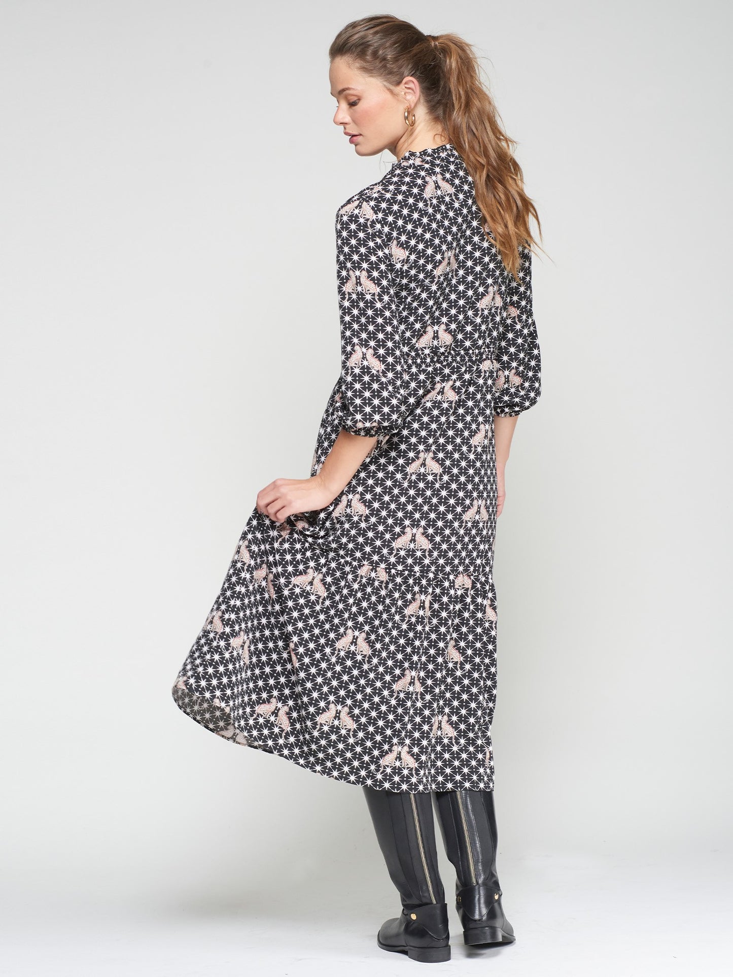 Vilagallo Dress Leopards And Stars Black