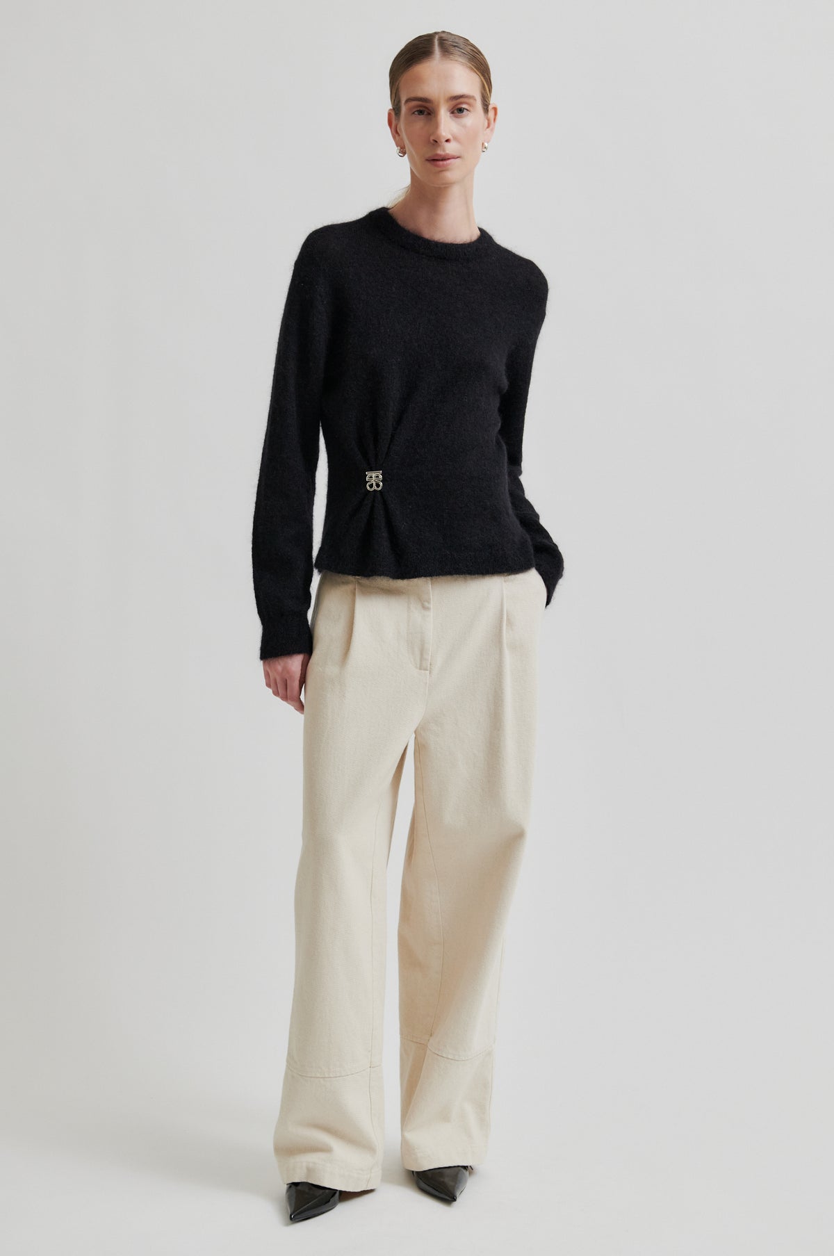 Second Female Solvej O Neck Jumper