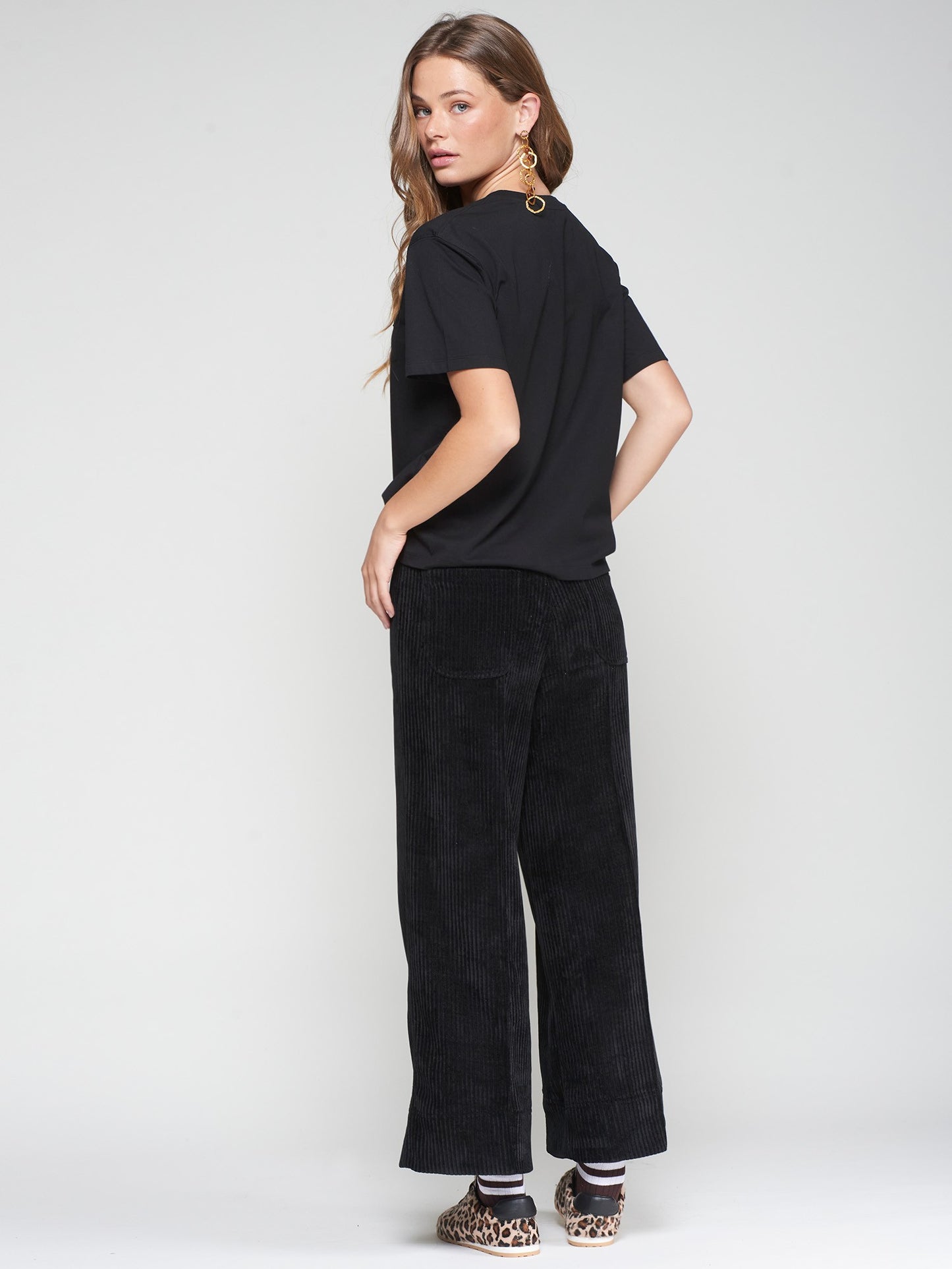 Vilagallo Corduroy Trousers Black