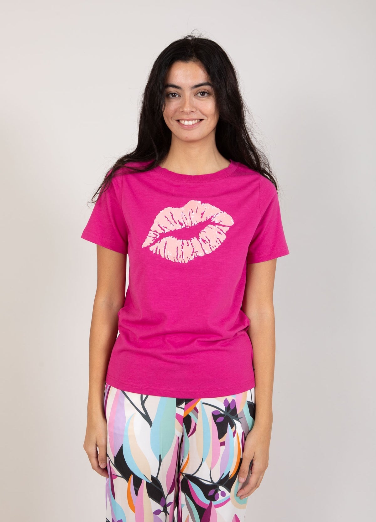 Berry T-Shirt with Kissing Lips