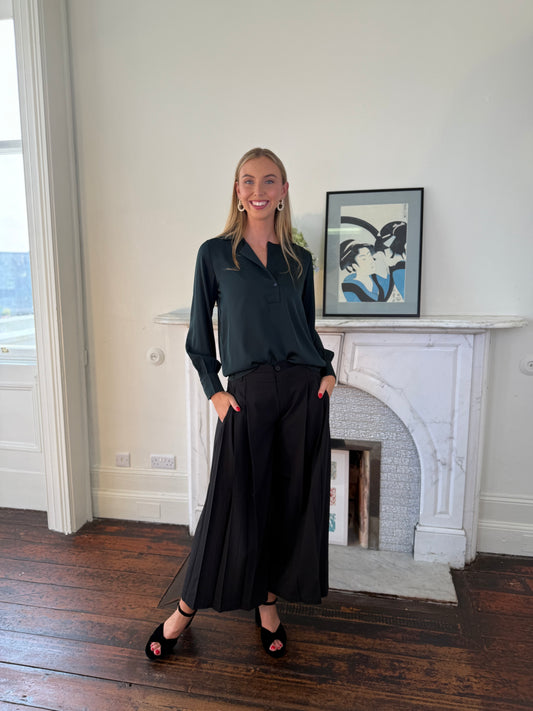 Silk95five Bay Blouse in Emerald Green