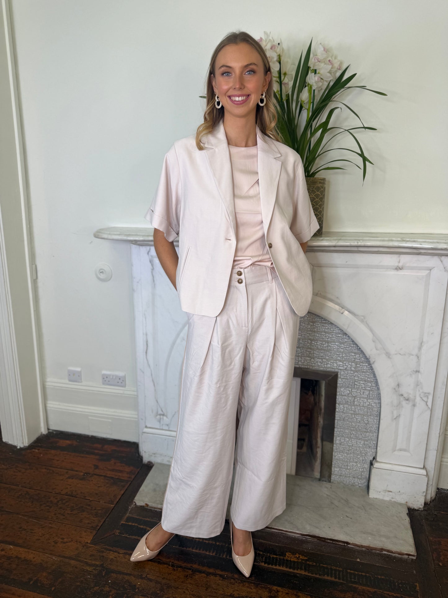 Gustav Macy Wide Leg Trousers in Petal Pink