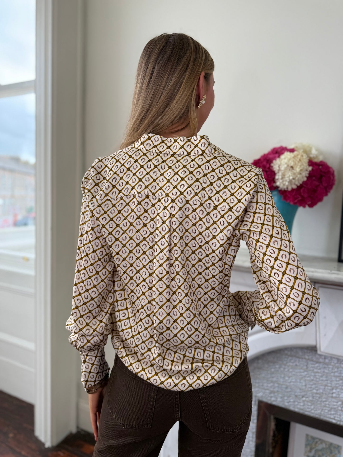 Iblues Teresa Shirt in Cream and Mustard Horseshoe Print
