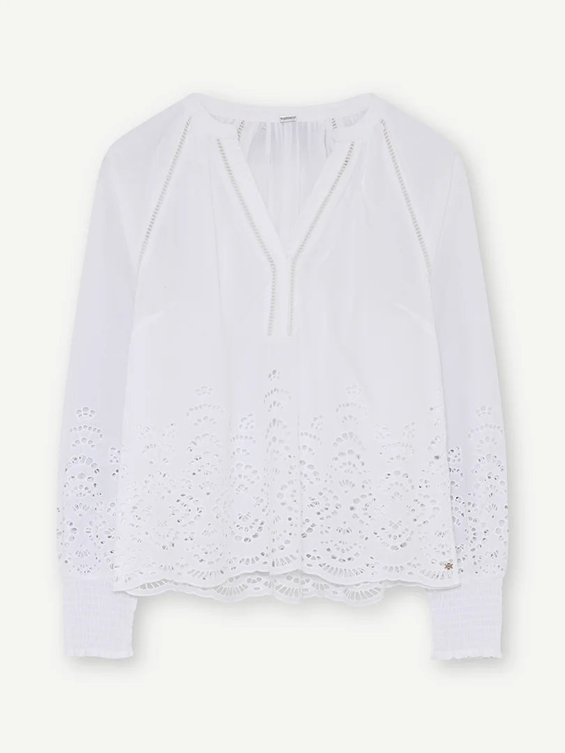 Annsofie White Blouse in Broderie Anglaise