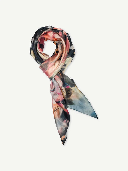 ALLIS PRINTED SCARF in Floral Print