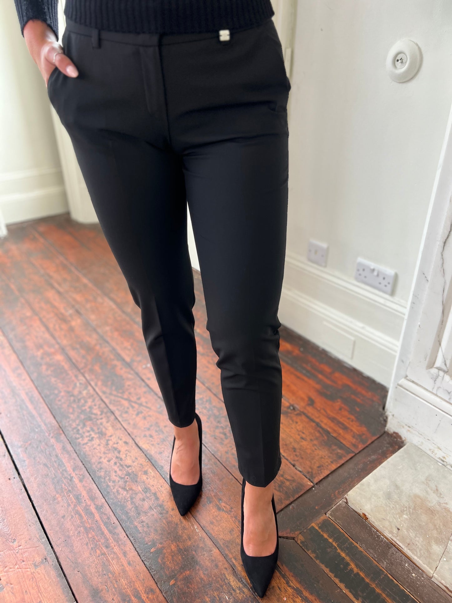 Dora Bistretch Black Trousers