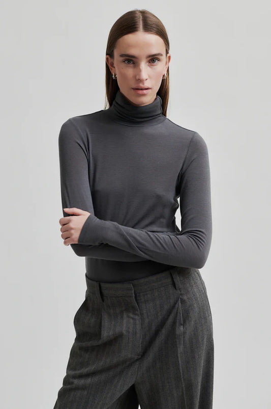 Matima Fitted Fine Merino Polo Neck in Volcanic Ash