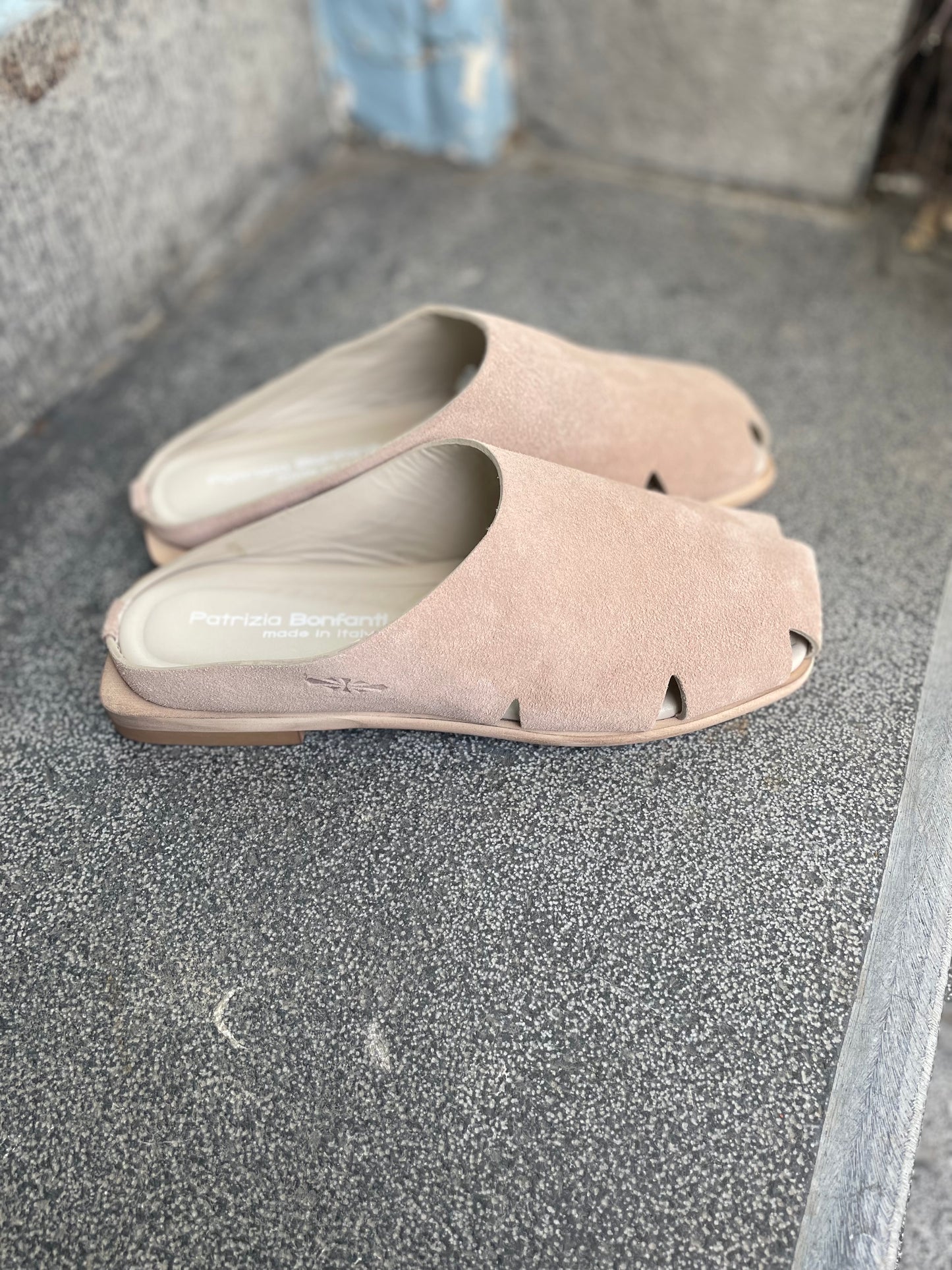 Patrizia Bonfanti Loto Light Taupe Suede Sliders