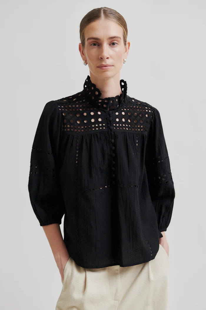 Second Female Brunie Blouse