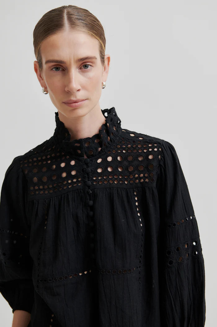Second Female Brunie Blouse
