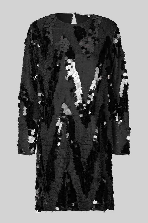 Second Female Glimmer Simple Dress