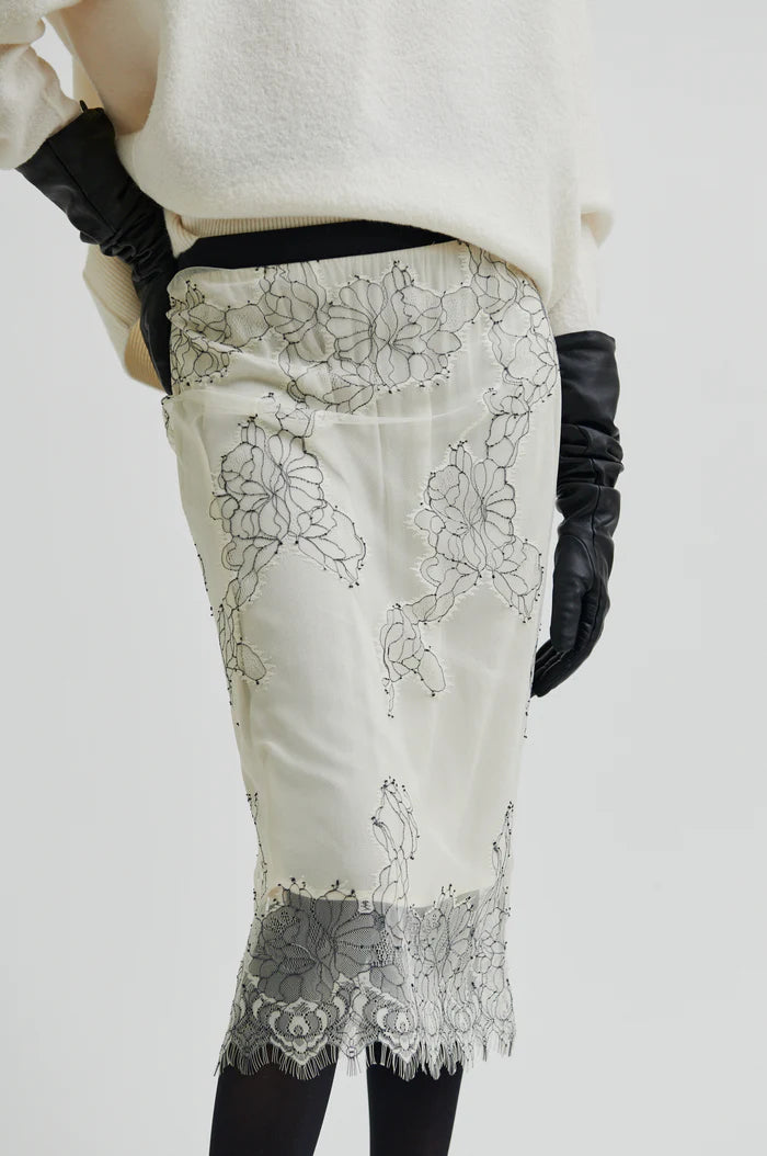 Second Female Wila Lace Skirt