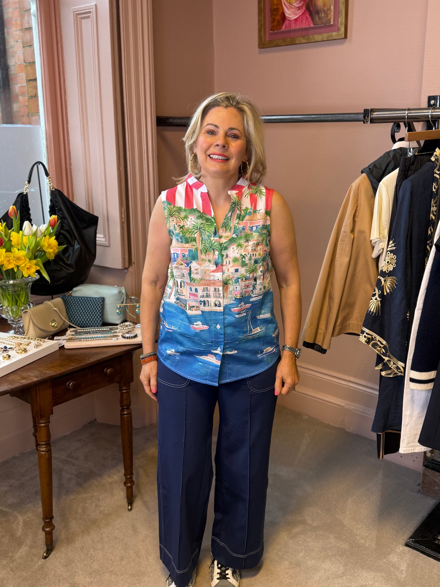 Vilagallo Sleeveless Printed Blouse