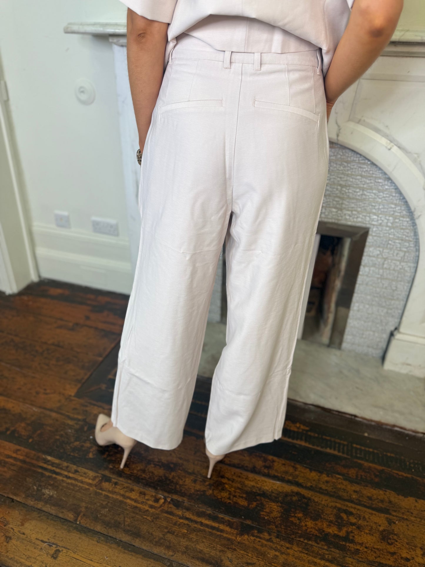 Gustav Macy Wide Leg Trousers in Petal Pink