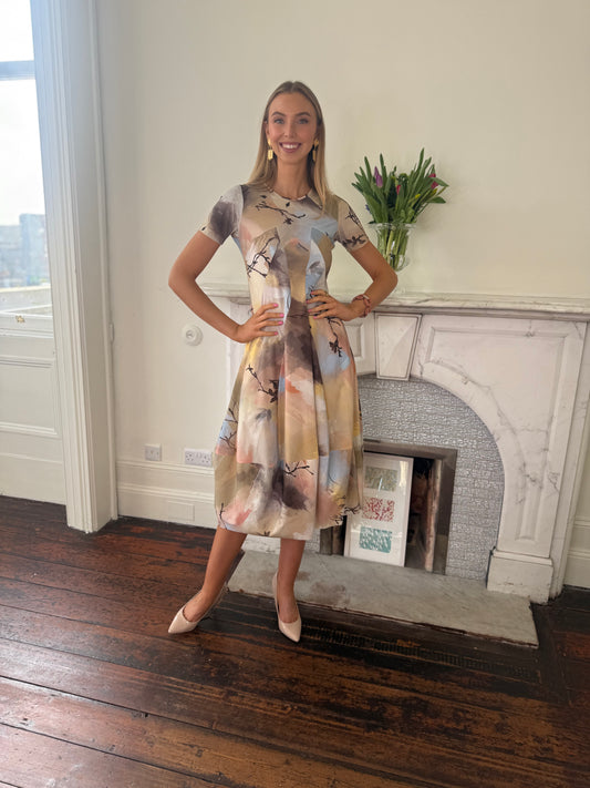 High Mesmerize Green and ivory Sensitive® midi dress with “Dripping Flowers” print