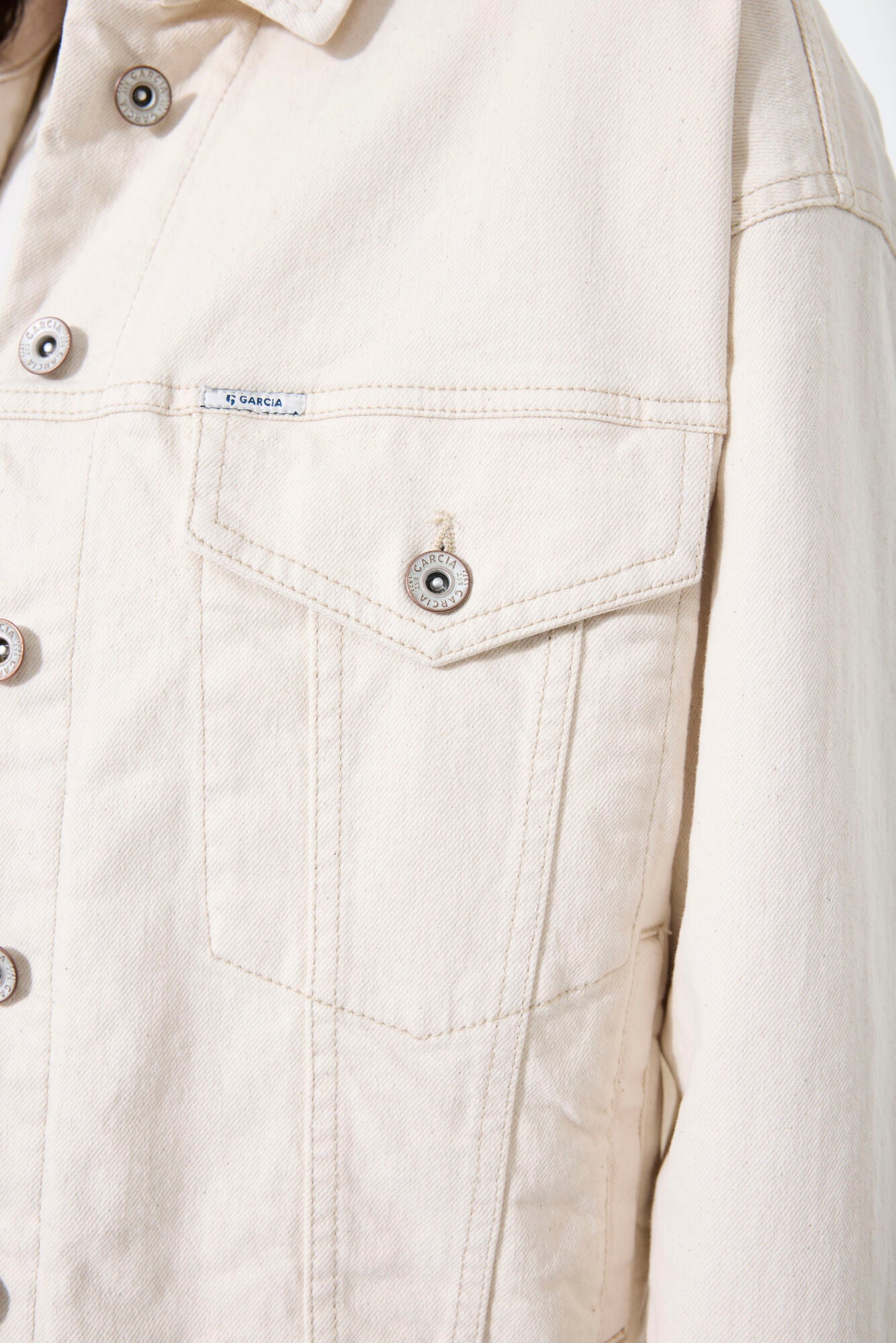 Garcia Emira Cropped Denim Jacket Ecru