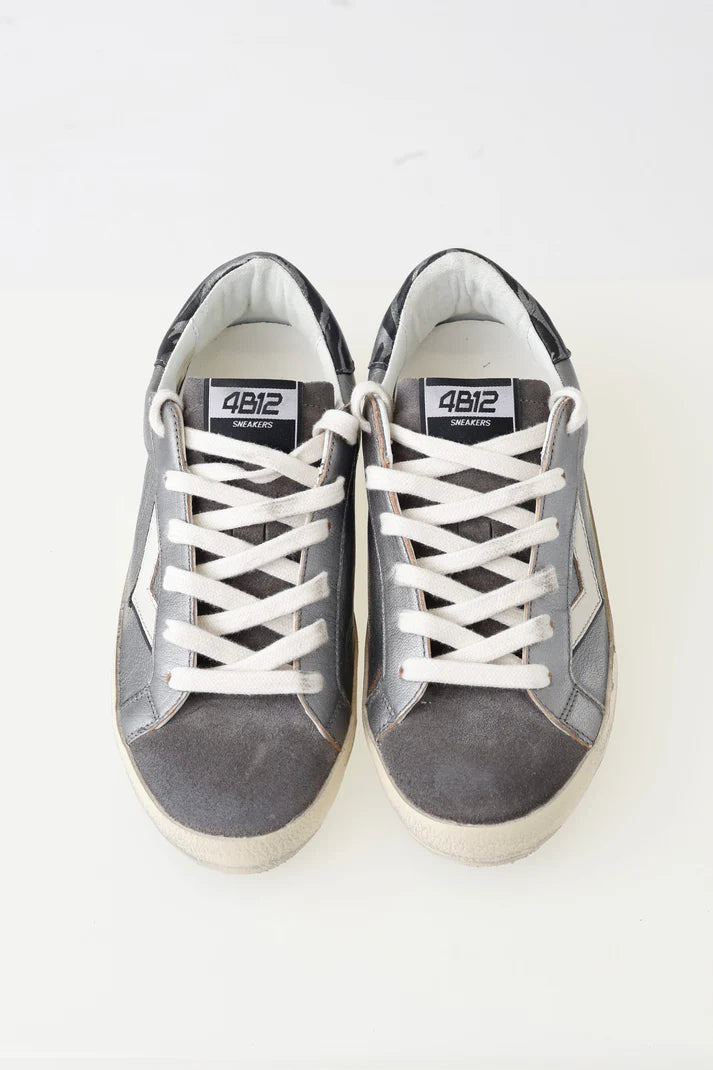 4B12 Supreme Steel Grey Runner