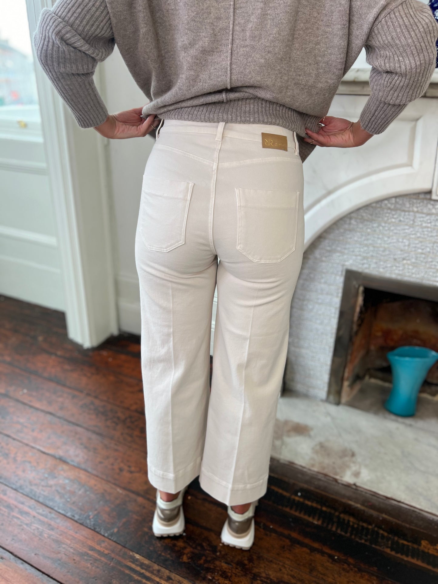 Miru 6/8 Cotton Bistretch Jeans Available in 2 Colours