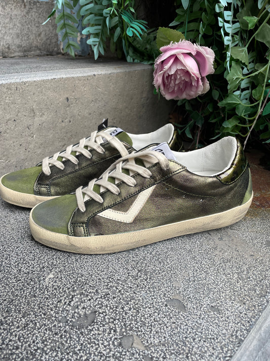 4B12 Supreme Metalic/suede Green Runner