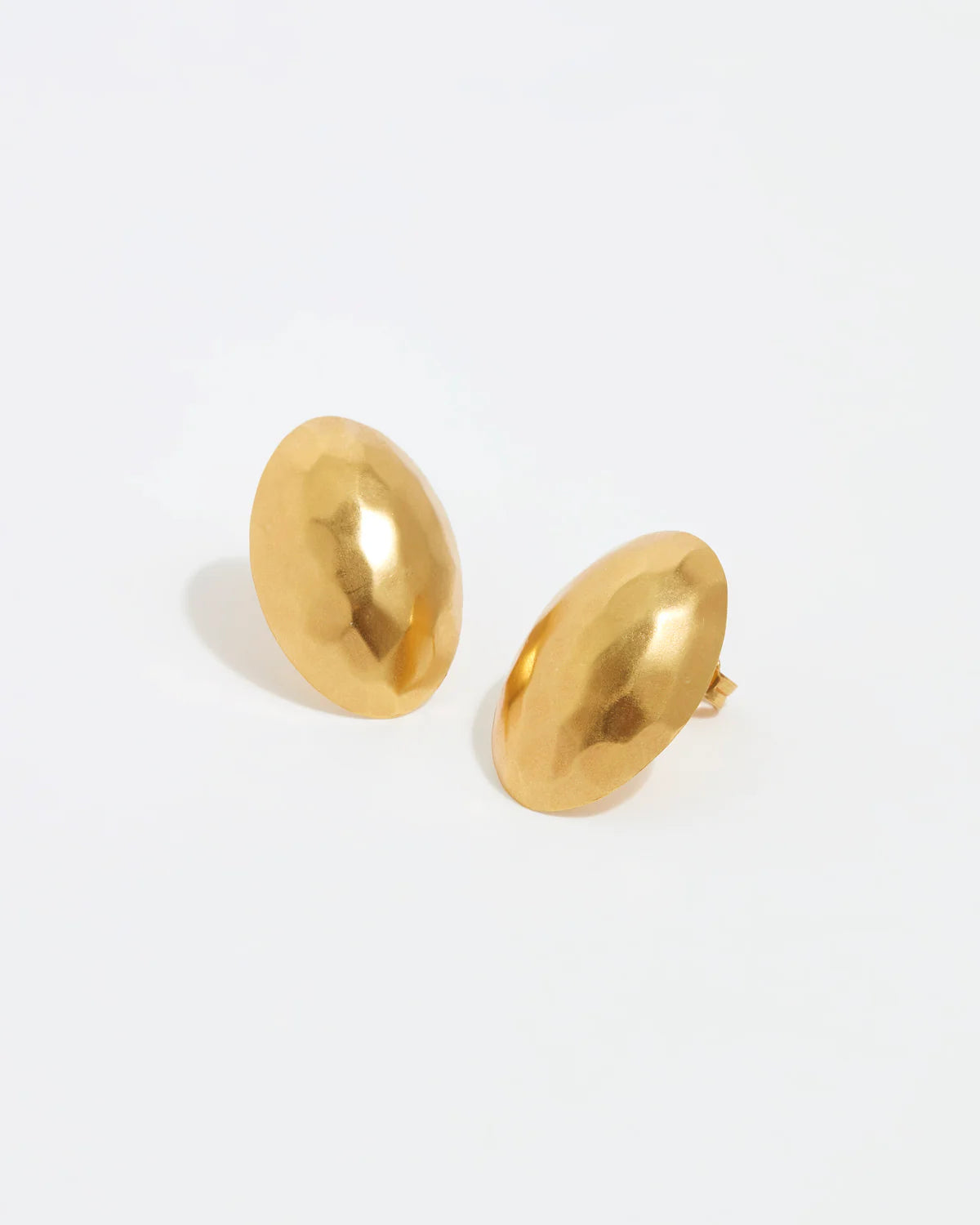 Soru Mini Mandorla Earrings