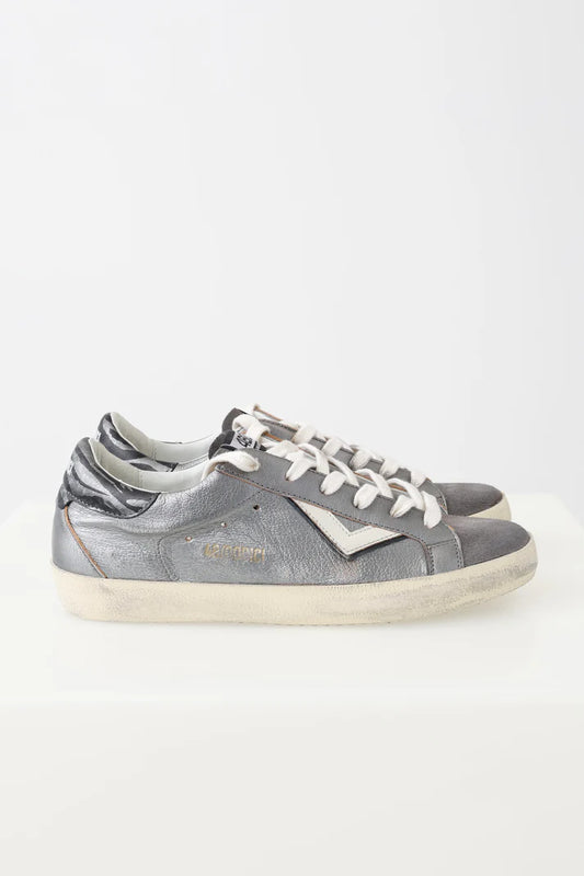 4B12 Supreme Steel Grey Runner