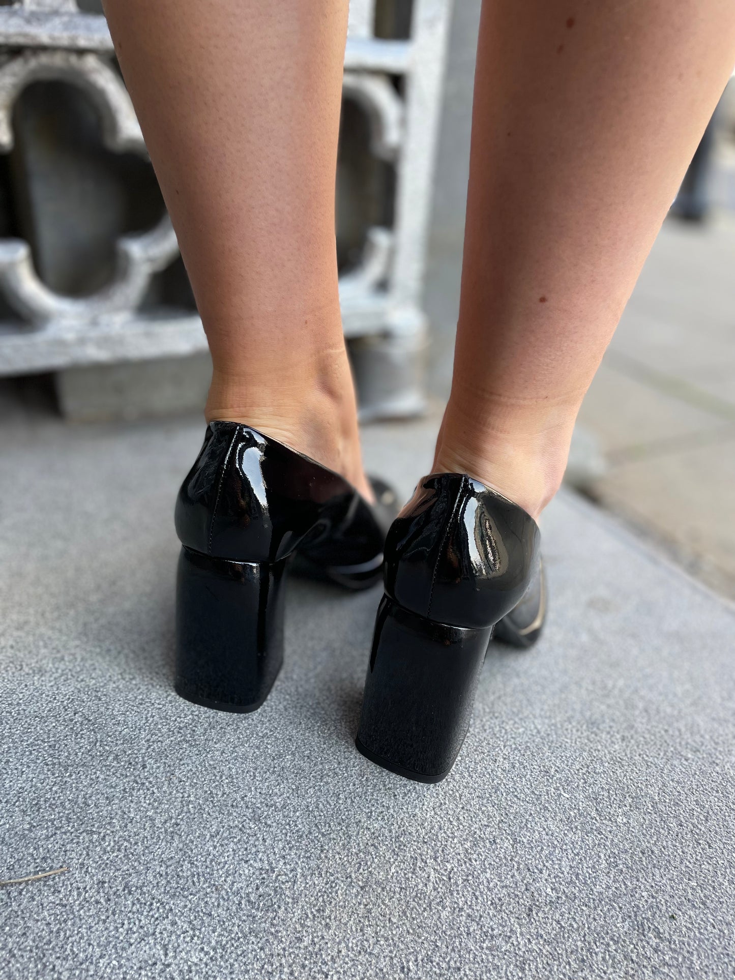 Black Patent Court Shoe with Block Heel and Square Toe