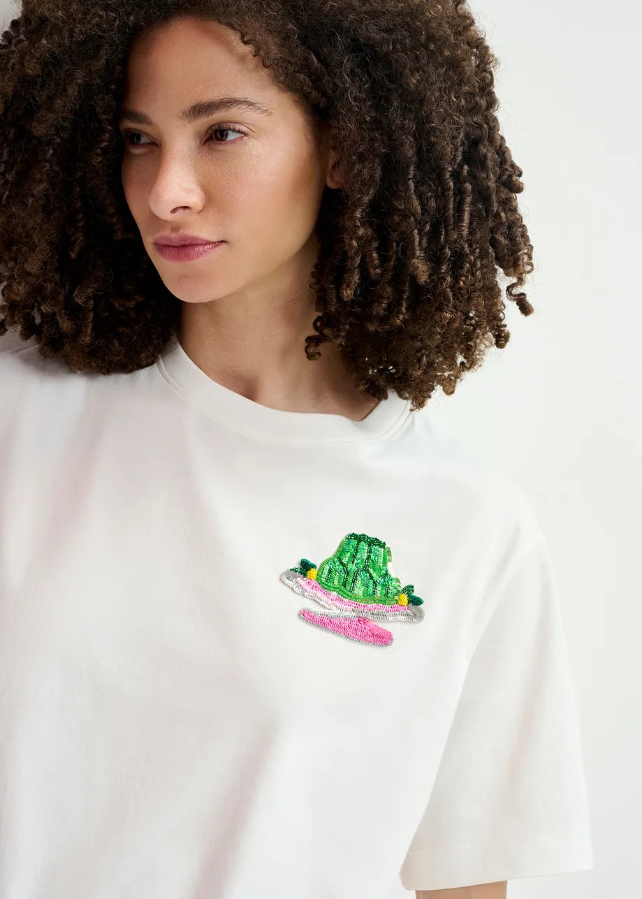 Essentiel Antwerp Harisson Off White Cake Embo T-Shirt