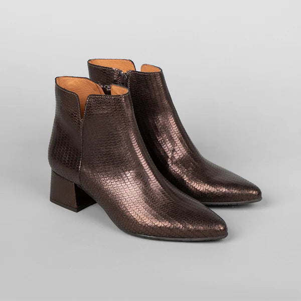 Leisel Dark Brown Boot