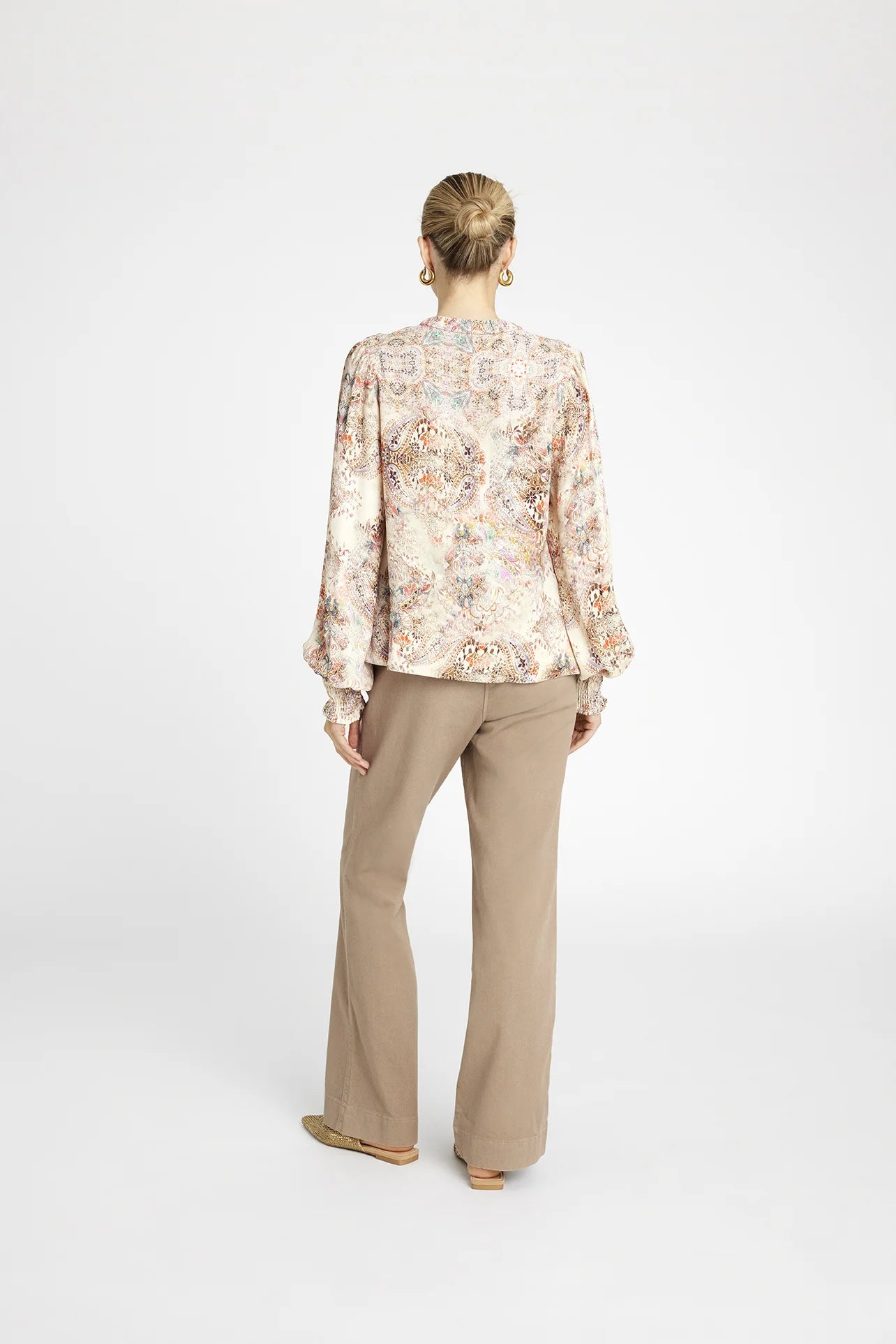 NEOMI BLOUSE in  Floral Print