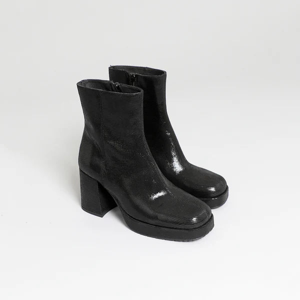 Sassy Black Metallic Boots