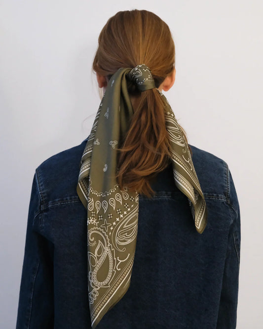 Lescarf Paisley Scarf Olive Green