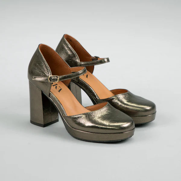 Vic Heels in Metallic Smoke