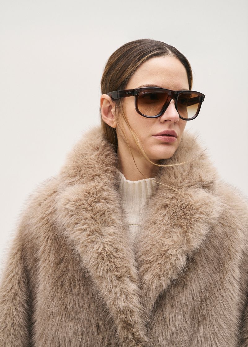 Rosso35  Faux Fur  Short Jacket in Beige