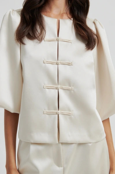 Second Female Perlla Blouse