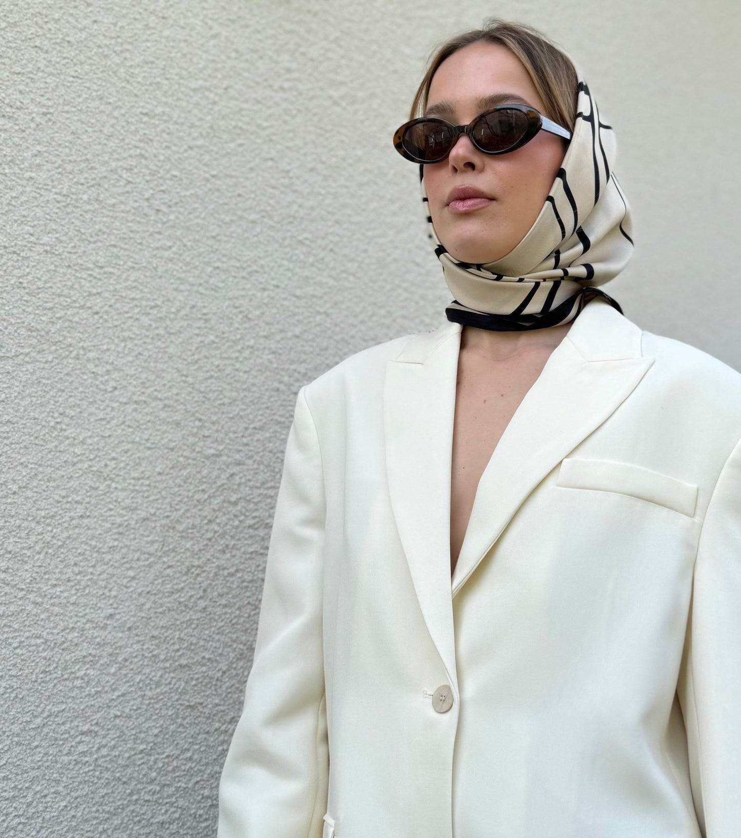 Lescarf Large Monogram Sand Scarf